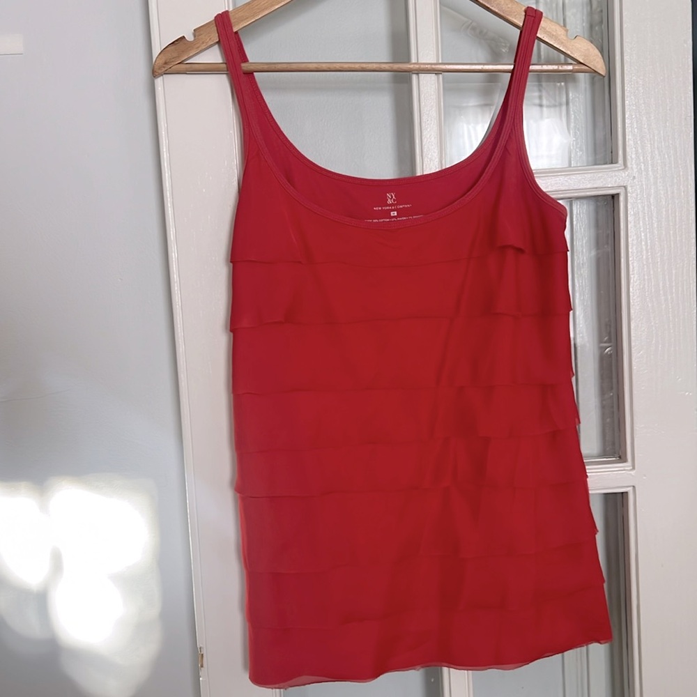 Women’s Sleeveless Top